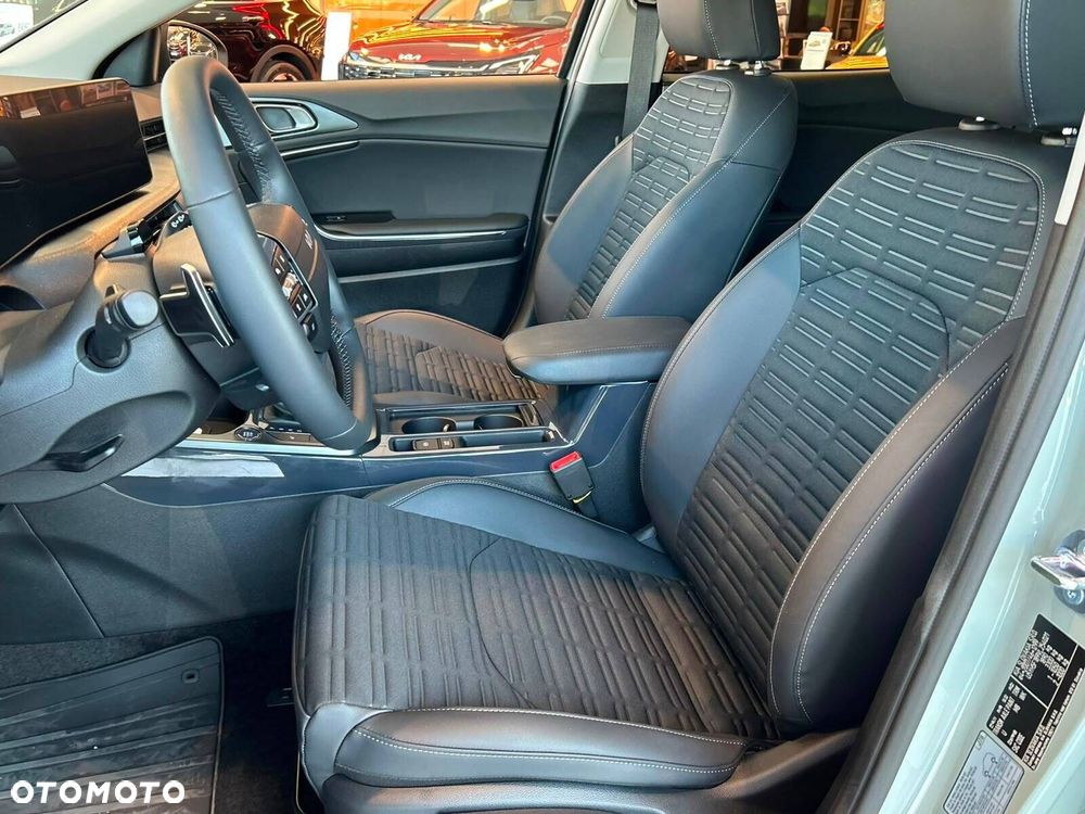 Kia XCeed - 14
