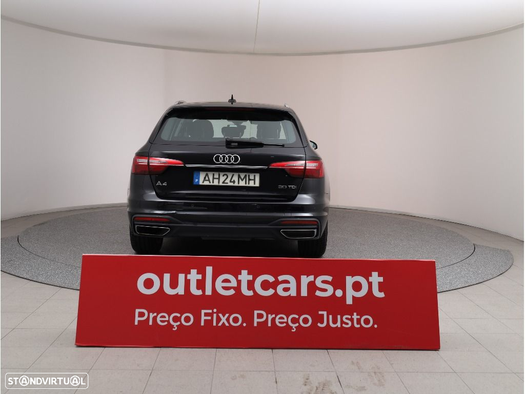 Audi A4 Avant 30 TDI S tronic - 13