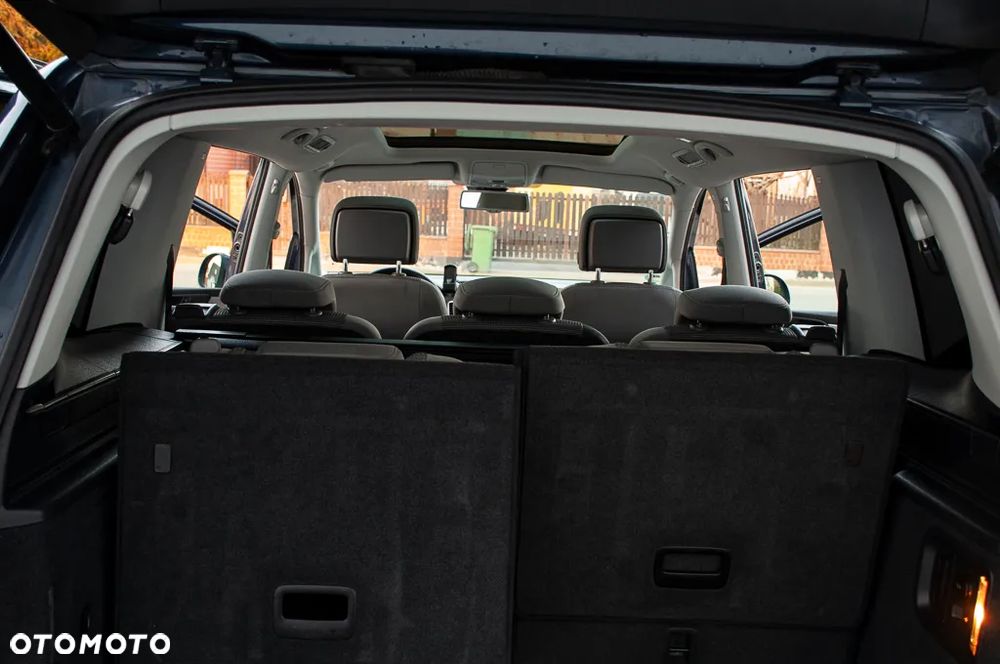 Volkswagen Sharan 2.0 TDI DSG Blue Motion Highline - 26