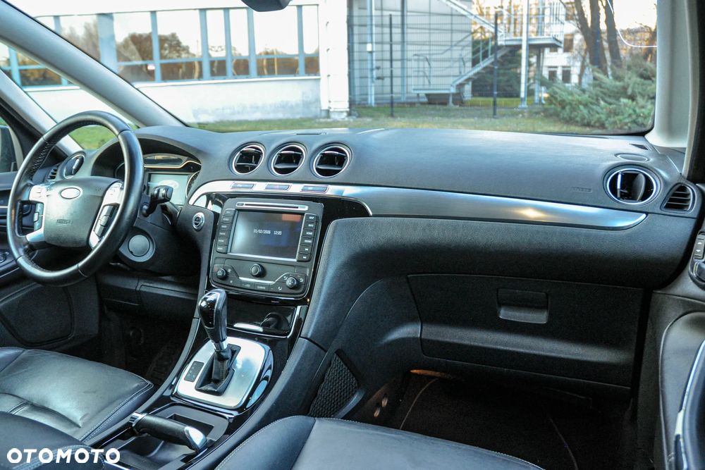 Ford S-Max 2.0 TDCi DPF Titanium - 10