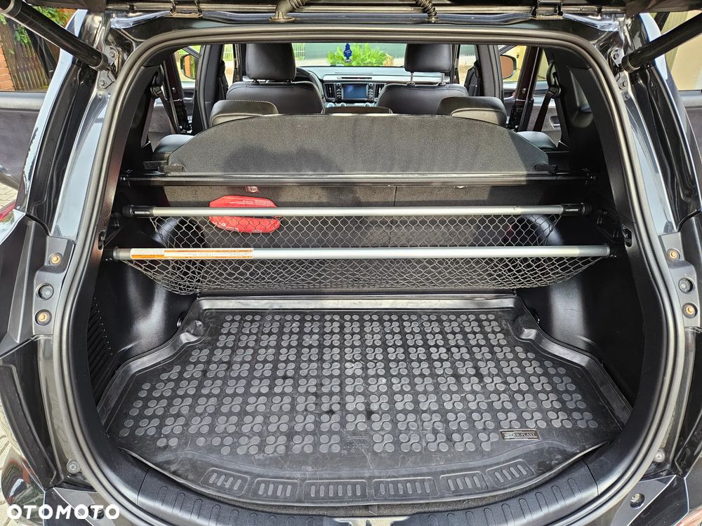 Toyota RAV4 Hybrid Selection 4x4 - 21