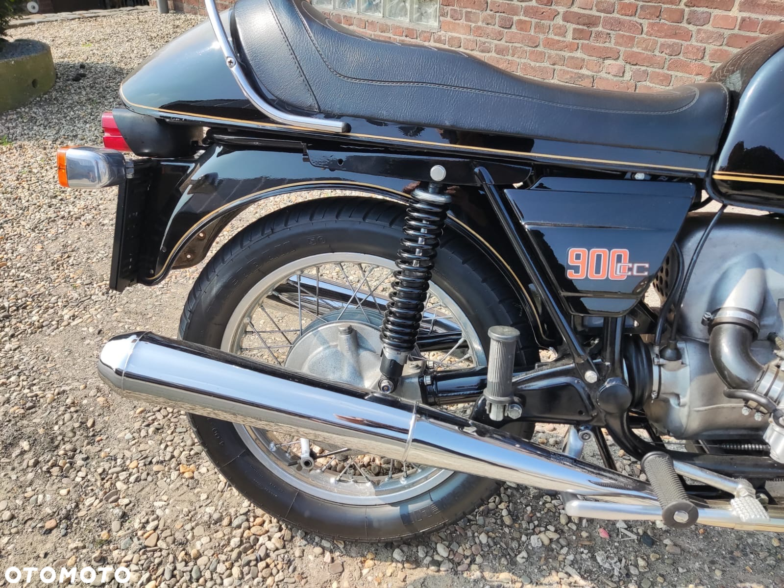 BMW R - 12