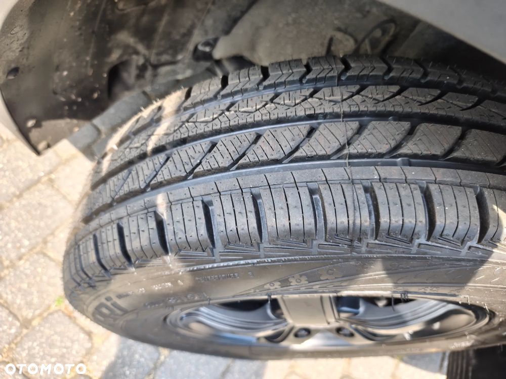 Hyundai Tucson blue 1.6 GDi 2WD Navi - 24