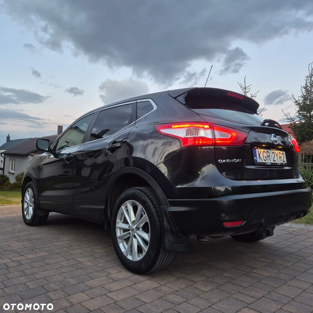 Nissan Qashqai 1.6 dCi 4 x 4 DPF Start/Stop tekna - 22