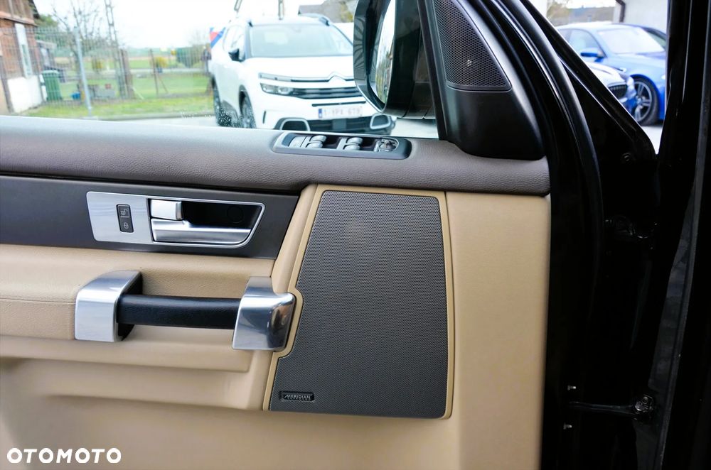 Land Rover Discovery 3.0 SDV6 HSE - 23