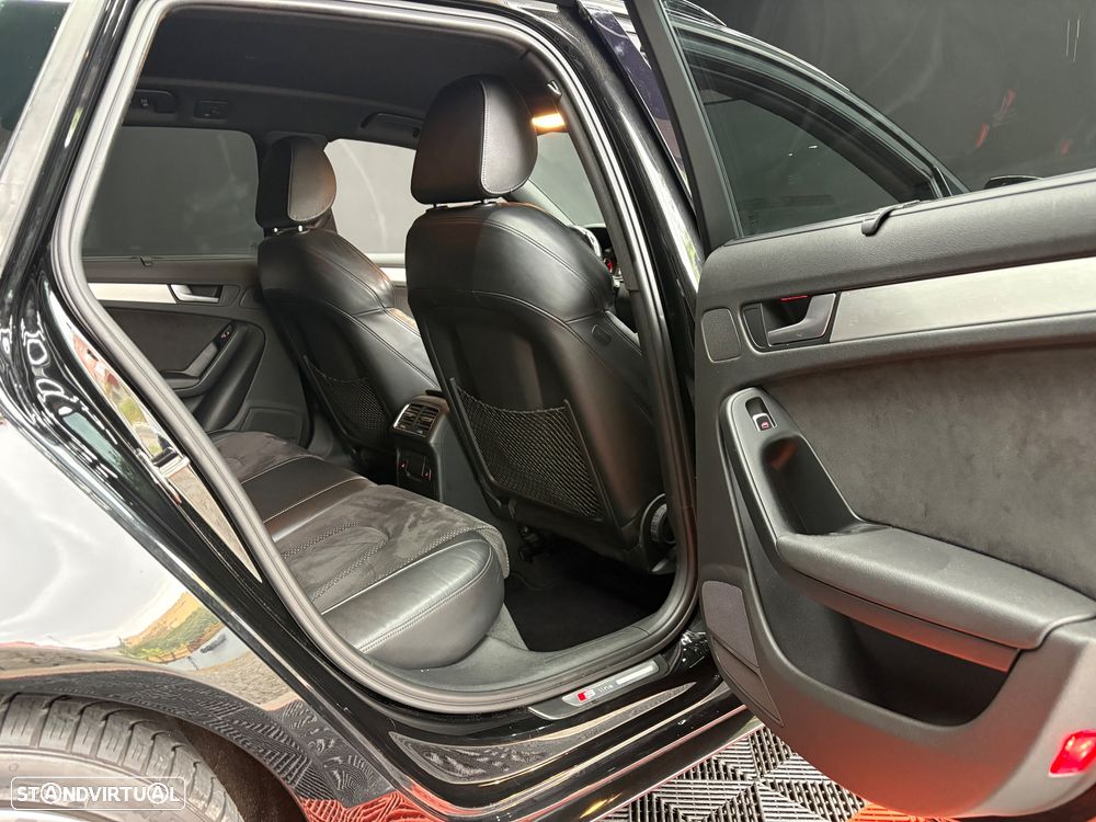Audi A4 Avant 2.0 TDI Multitronic S-line - 38