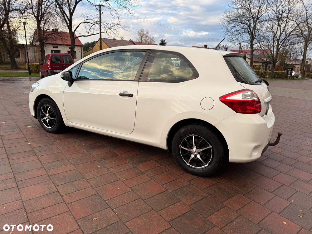 Toyota Auris 1.4 D-4D Edition - 27