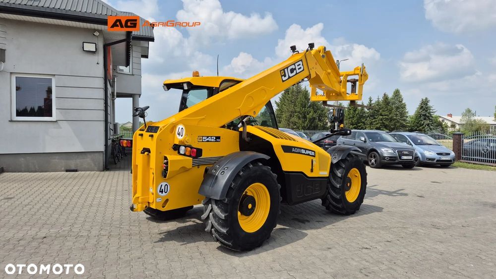 JCB 542-70 AGRI SUPER 2019R 145KM - 3