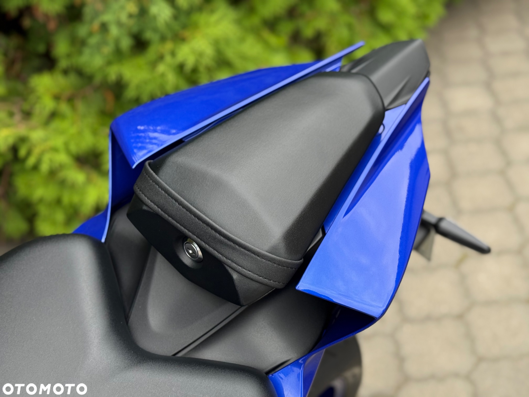 Yamaha R7 - 34