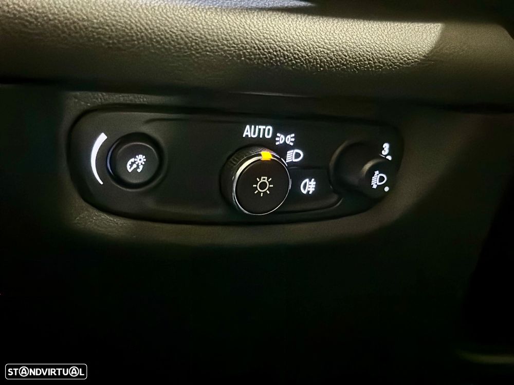 Opel Insignia Grand Sport 1.6 CDTi Business Edition - 11