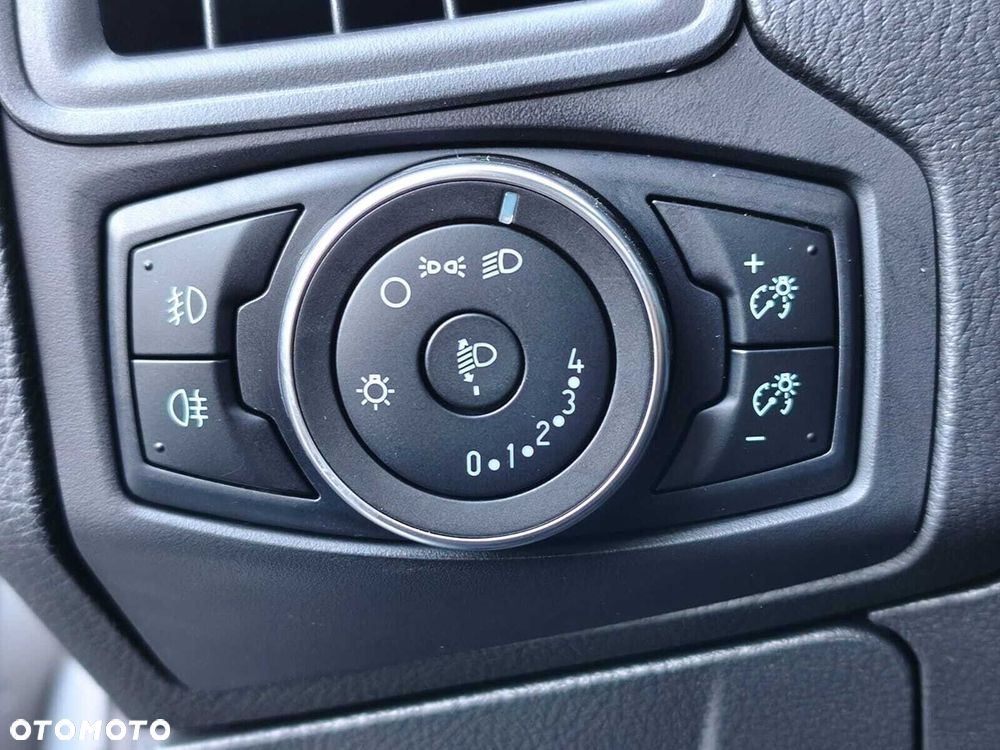 Ford Focus 1.6 SYNC Edition - 20
