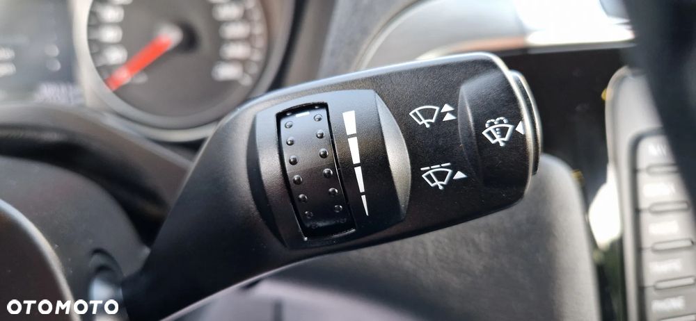 Ford S-Max - 28