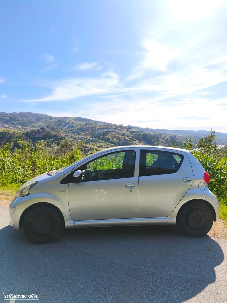 Toyota Aygo 1.0 - 9