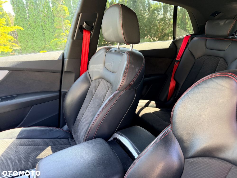 Audi Q8 50 TDI quattro tiptronic - 12