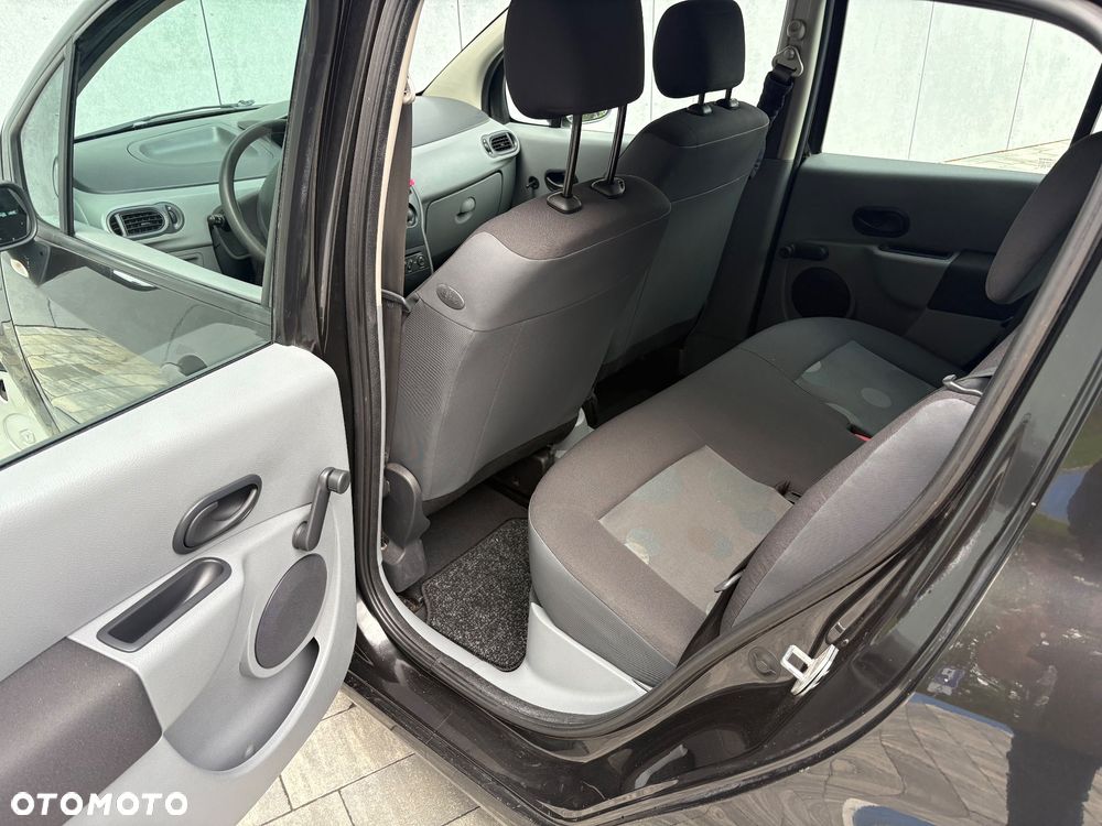 Renault Modus 1.2 16V Night&Day - 21