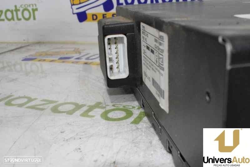 SISTEMA AUDIO / RADIO CD TOYOTA RAV 4 II 2002 -0860100911 - 3