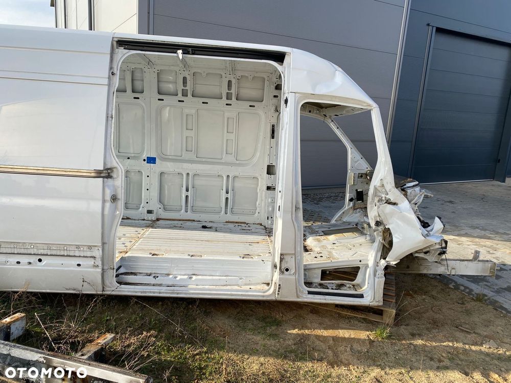 BŁOTNIK TYŁ PRAWY BOK ĆWIARTKA MERCEDES SPRINTER W907 W910 RWD MAX - 3