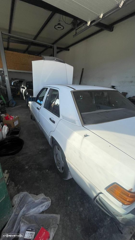 Mercedes-Benz A 190 - 20