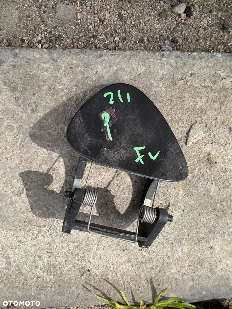 mercedes E 211 AMG  lift  halogen kratka  zderzaka lewa - 4