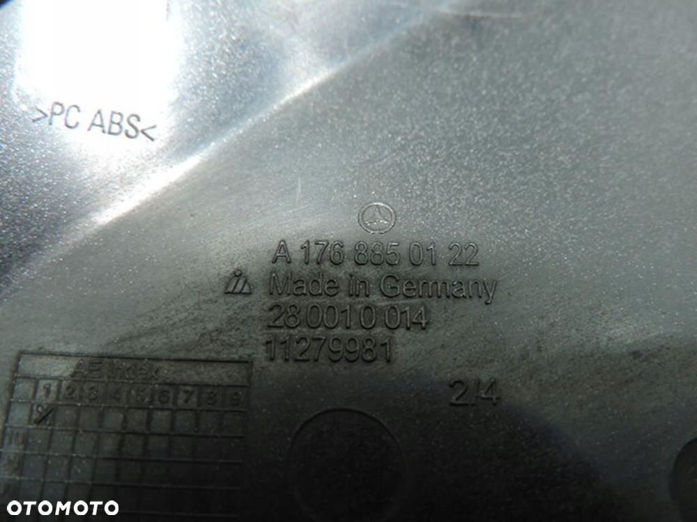 ZAŚLEPKA ZDERZAKA PRZÓD MERCEDES W176 - 4