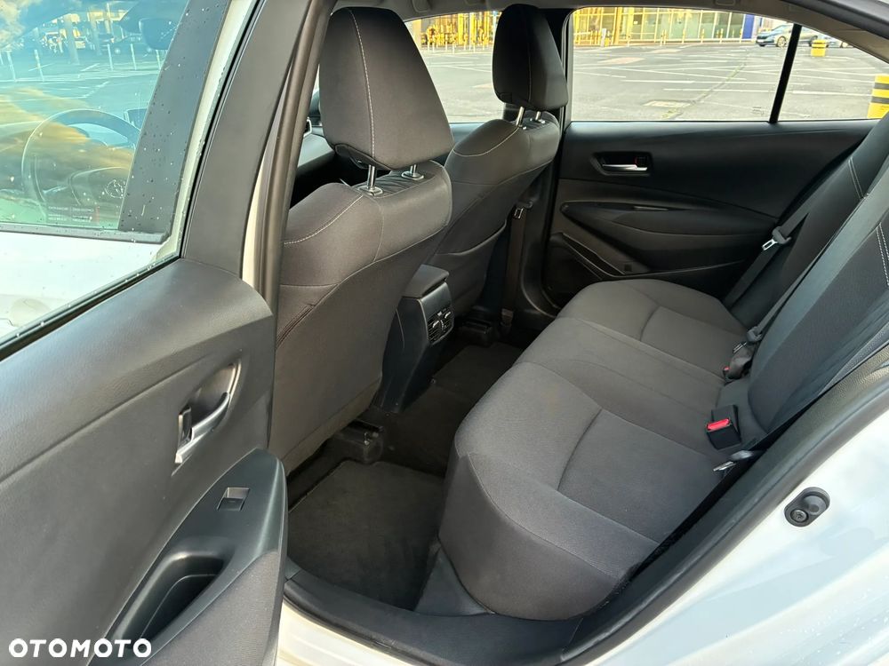 Toyota Corolla 1.6 Comfort - 12