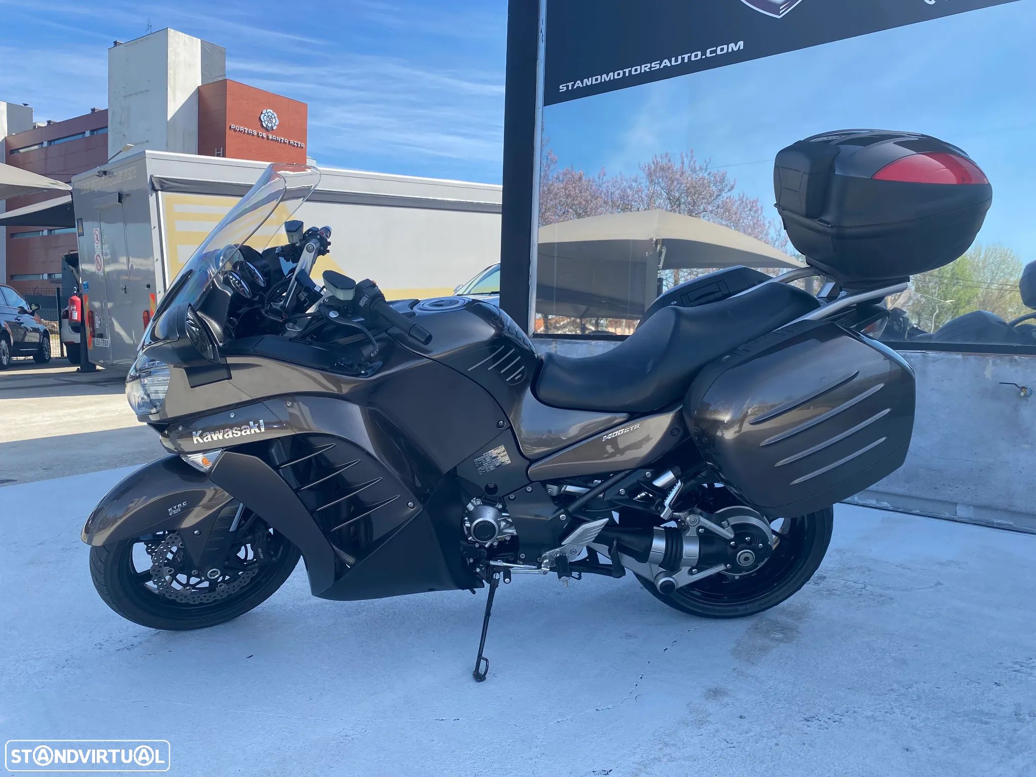 Kawasaki GTR 1400 GTR - 1