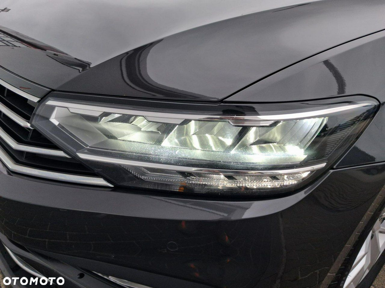 Volkswagen Passat - 9