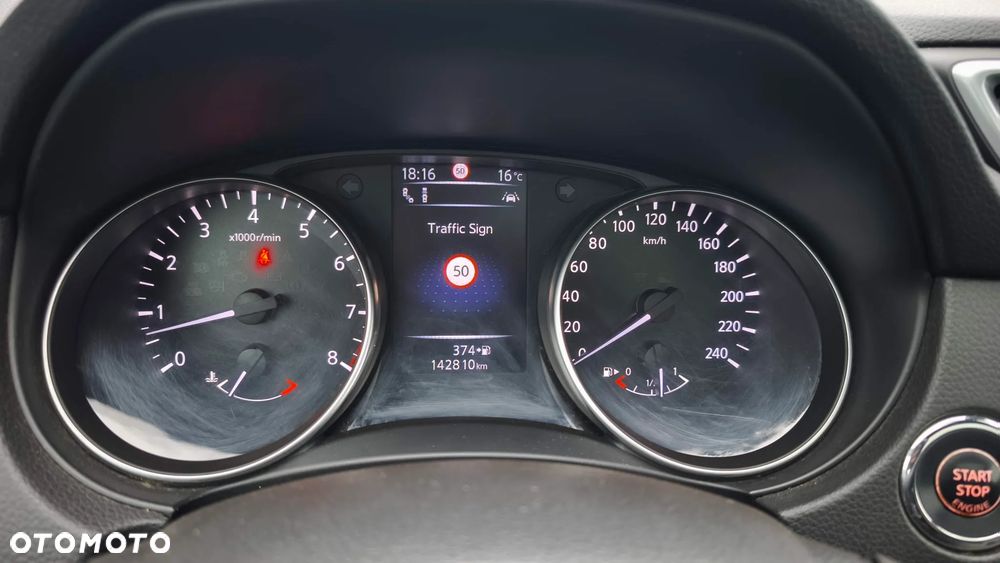 Nissan Qashqai 1.6 DIG-T Tekna+ - 26