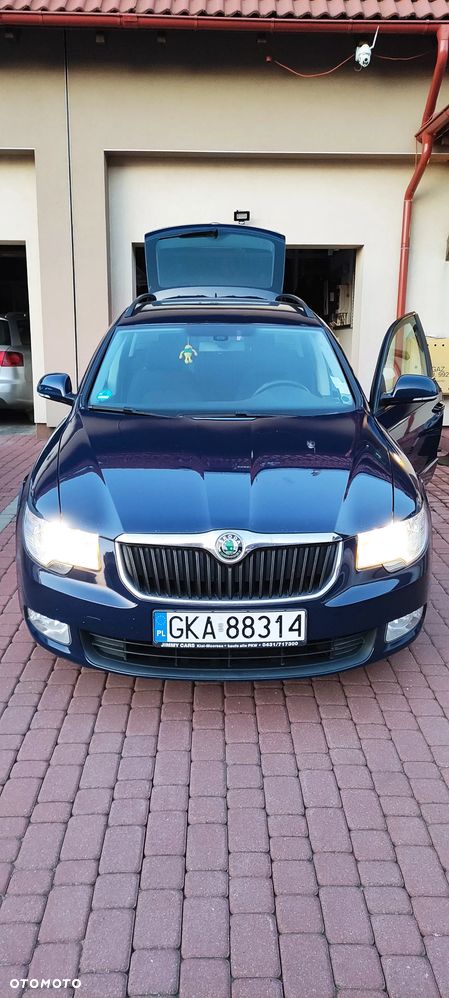 Skoda Superb 2.0 TDI PD Comfort - 6