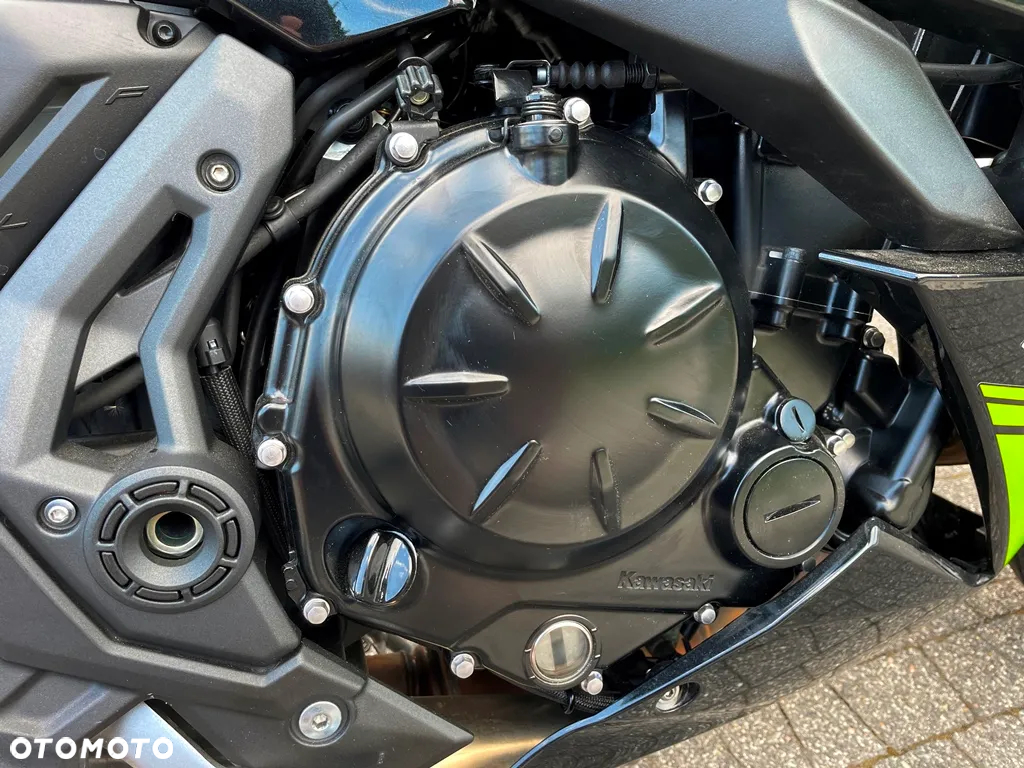 Kawasaki Ninja - 15