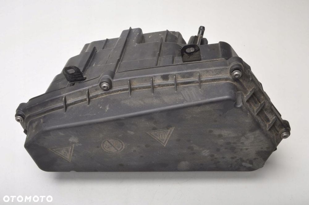 BMW F36 2.0 D OBUDOWA SKRZYNKI BEZPIECZNIKÓW - 1