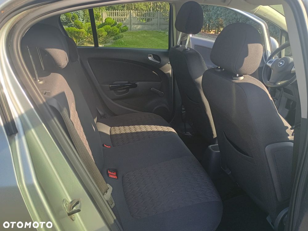 Opel Corsa - 13