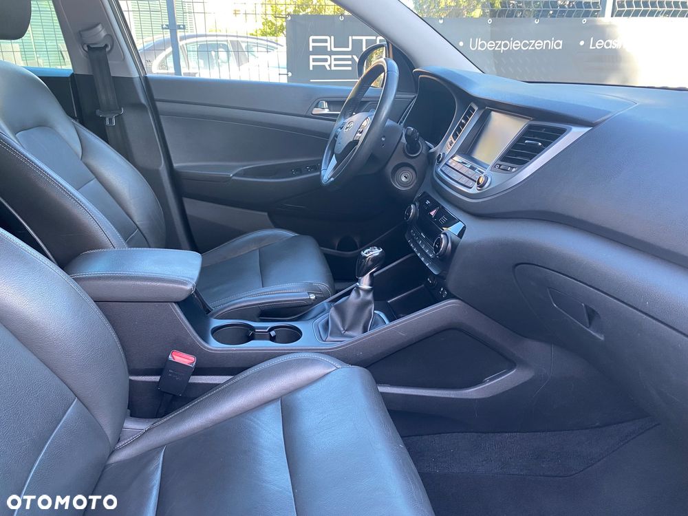 Hyundai Tucson blue 1.6 GDi 2WD Navi - 13