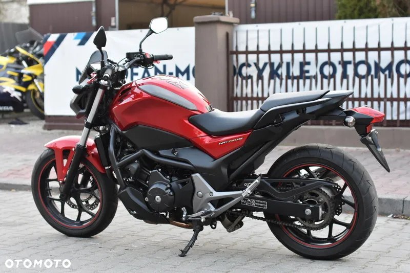 Honda NC - 18
