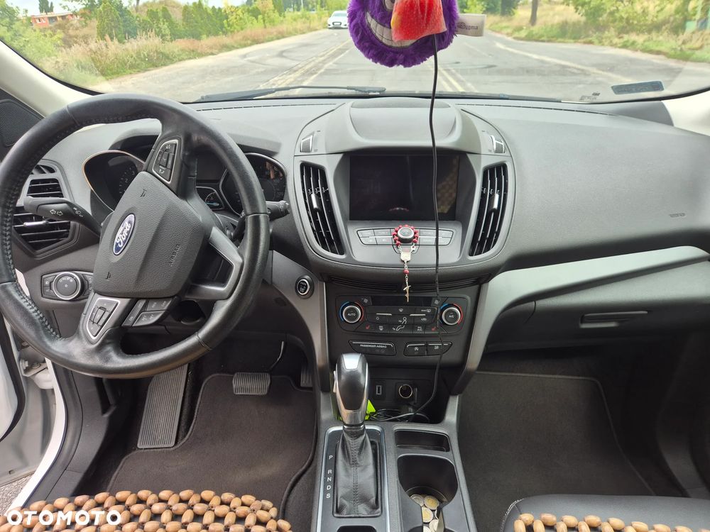 Ford Escape - 10