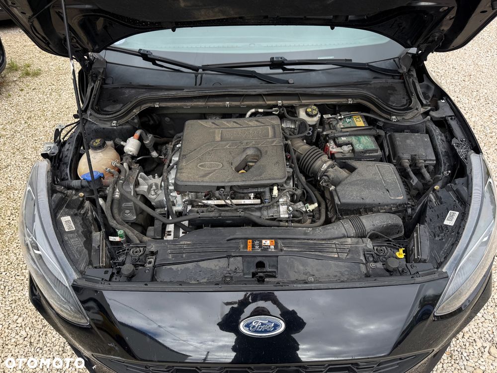 Ford Focus - 32