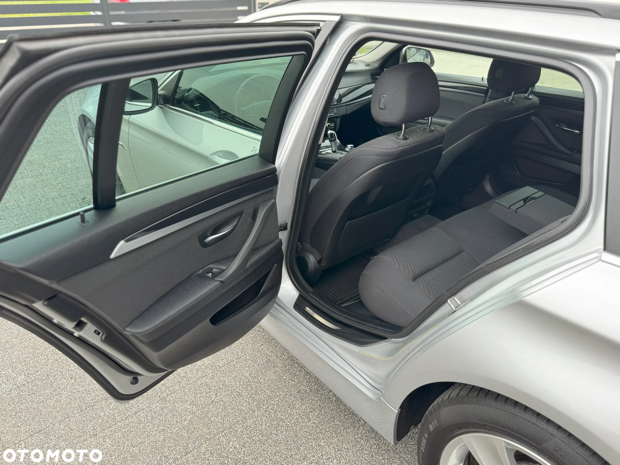 BMW Seria 5 520d Luxury Line - 27