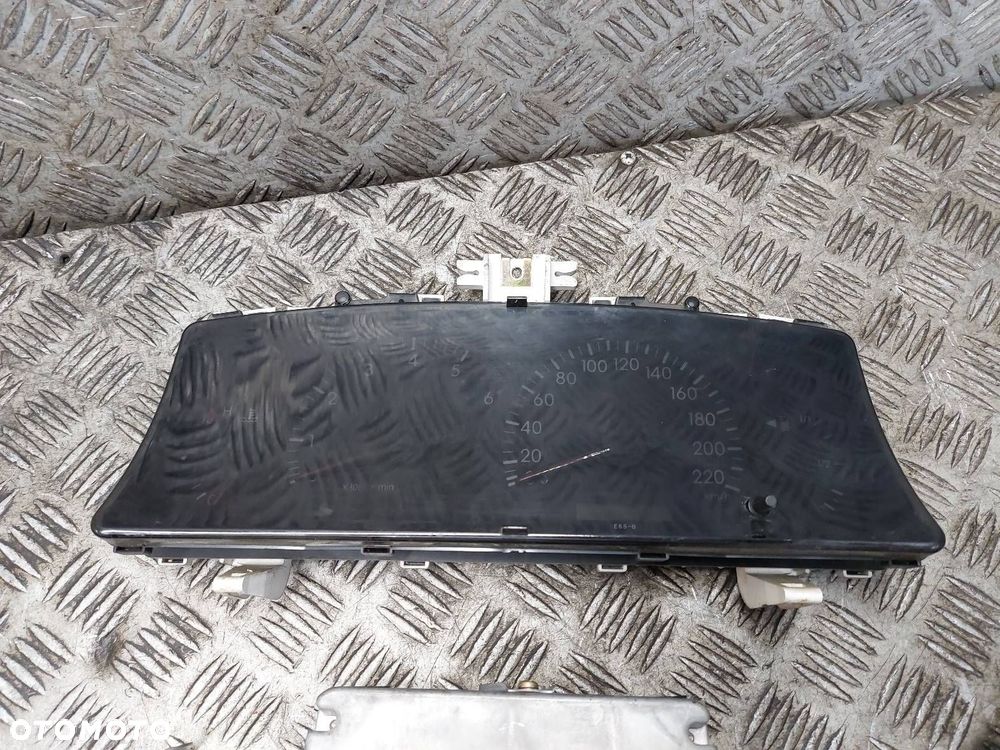 ZESTAW STARTOWY TOYOTA COROLLA VERSO I 2.0 D4D 89661-13060 89780-13010 - 8