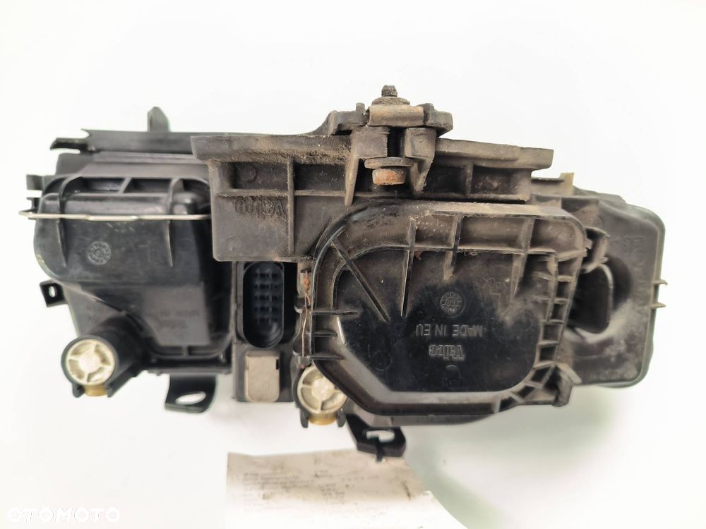 LAMPA LEWA PRZÓD AUDI A4 B6 - 7