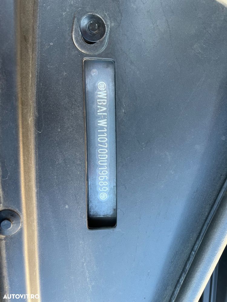 BMW Seria 5 520d Sport-Aut. - 17