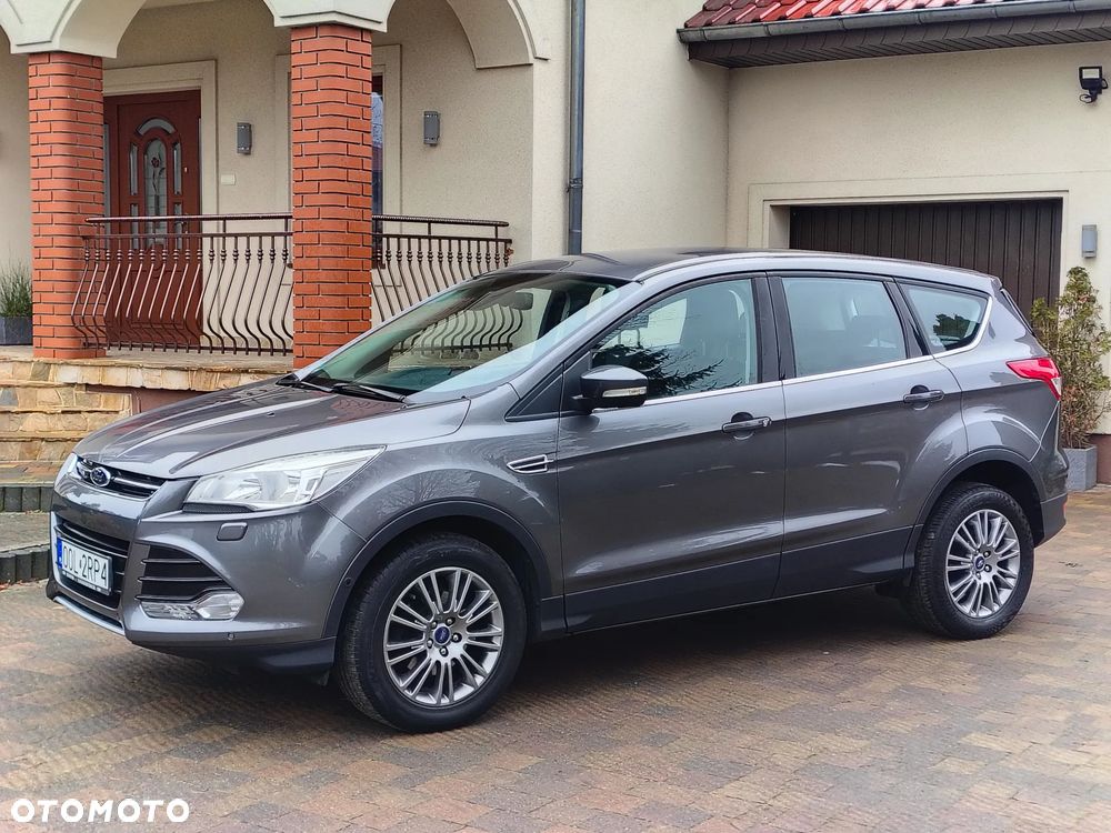 Ford Kuga 1.6 EcoBoost 2x4 Titanium - 24