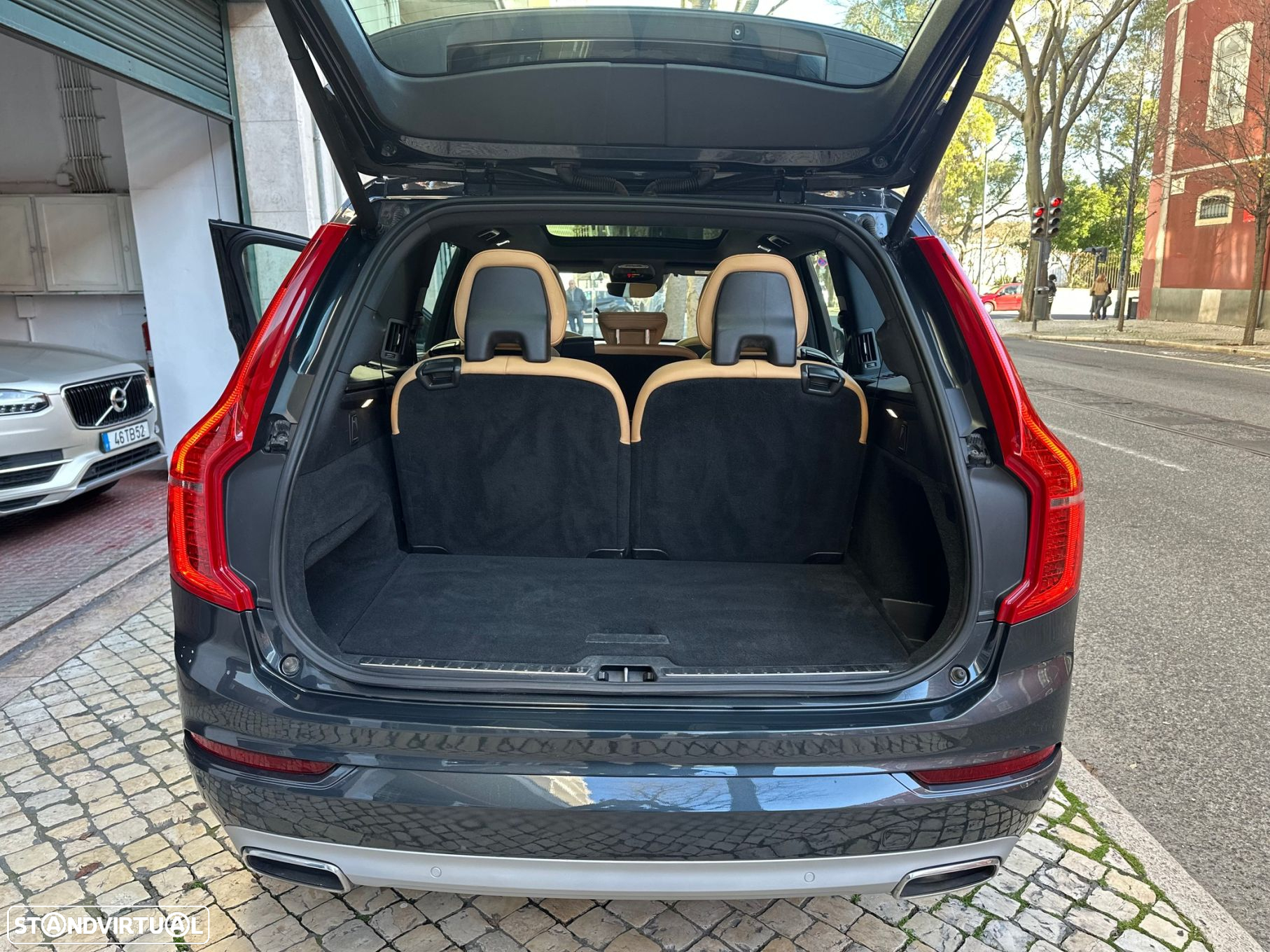 Volvo XC 90 2.0 T8 PHEV Momentum AWD - 13