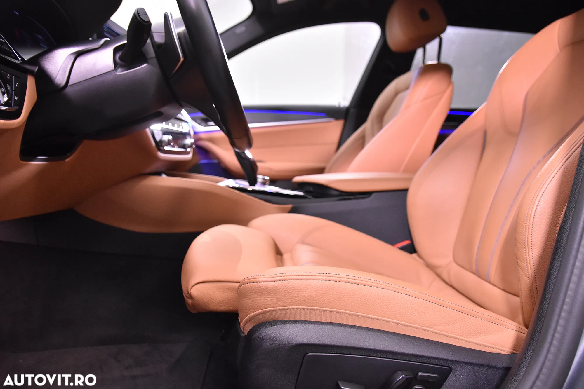 BMW Seria 5 520d Touring Aut. M Sport Edition - 25