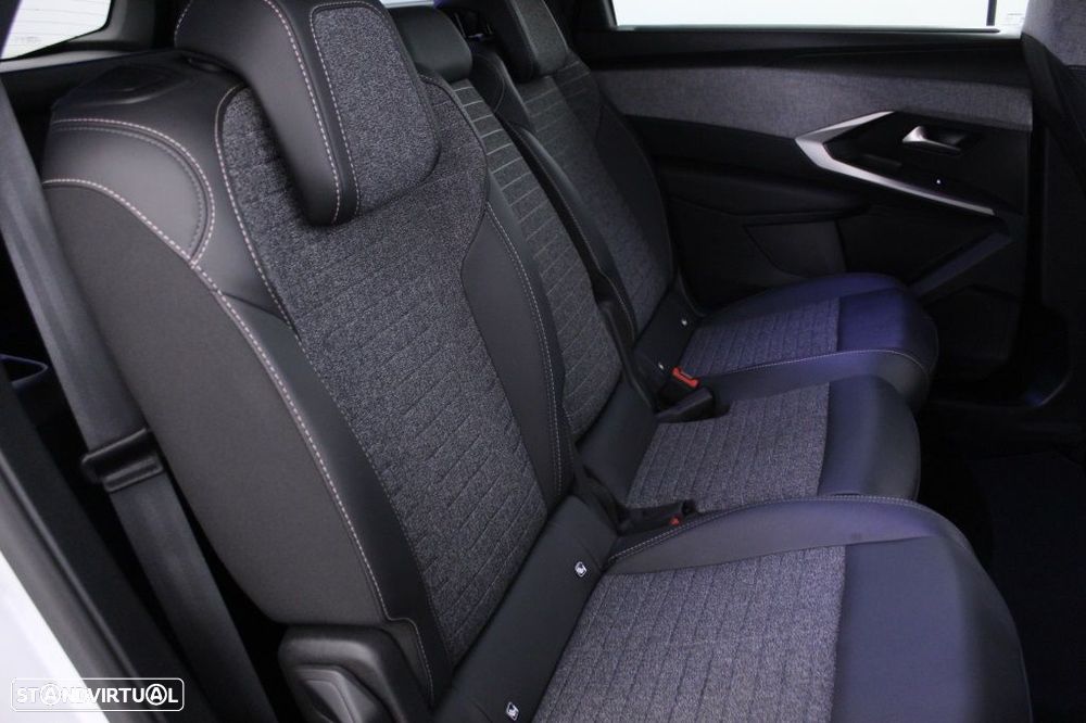 Peugeot 5008 1.2 Hybrid Allure e-DCS6 - 15