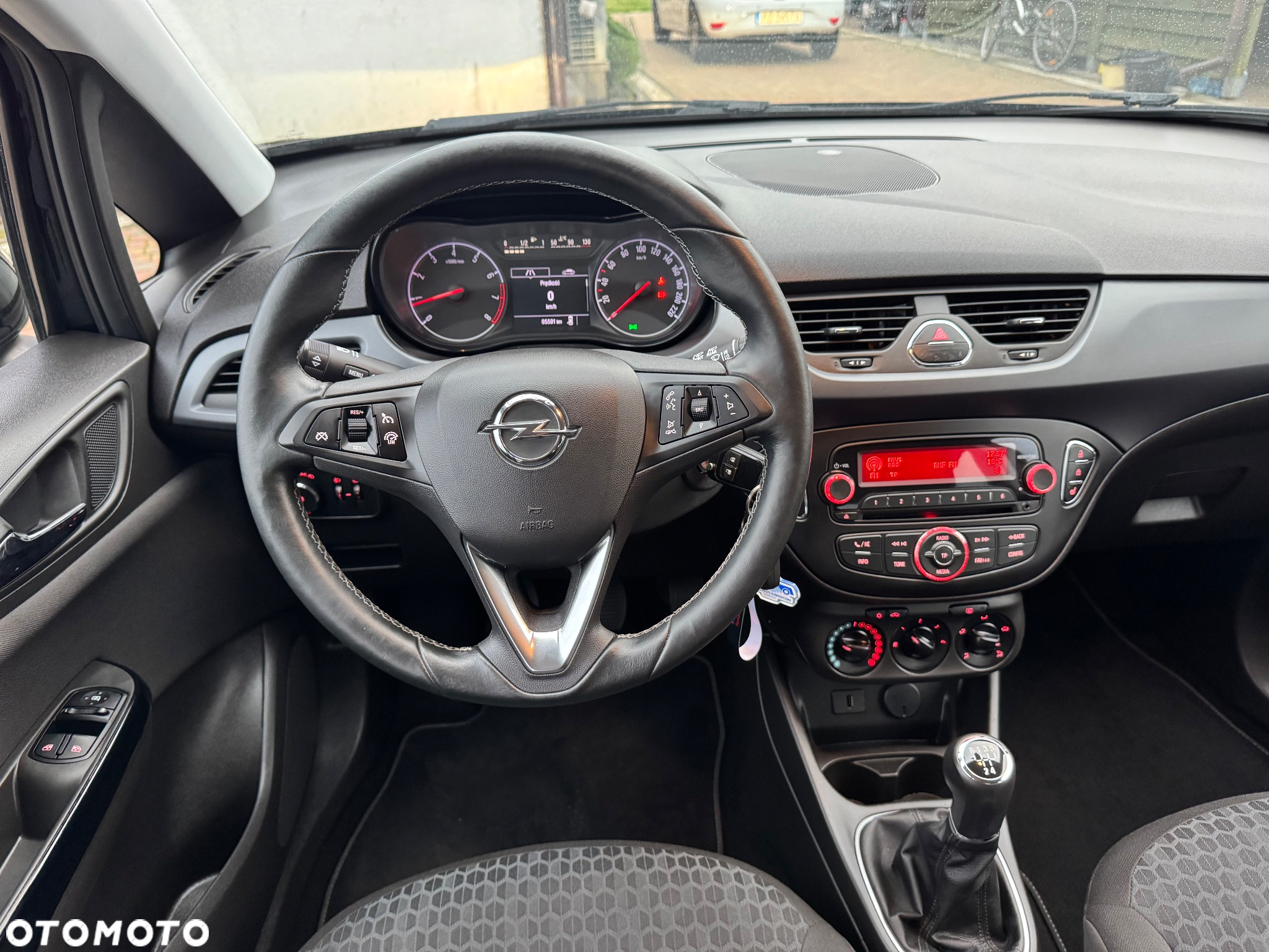 Opel Corsa - 25