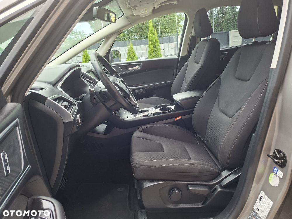 Ford S-Max - 9