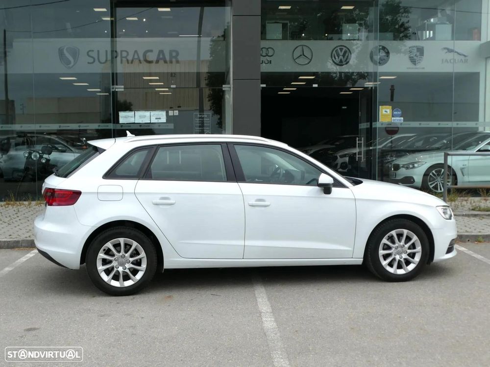 Audi A3 Sportback 1.6 TDI Advance Ultra - 38