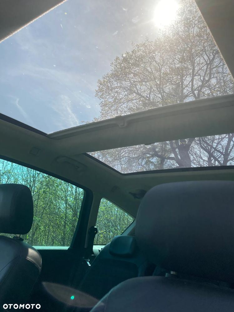 Ford S-Max ver-2-0-tdci-titanium - 14