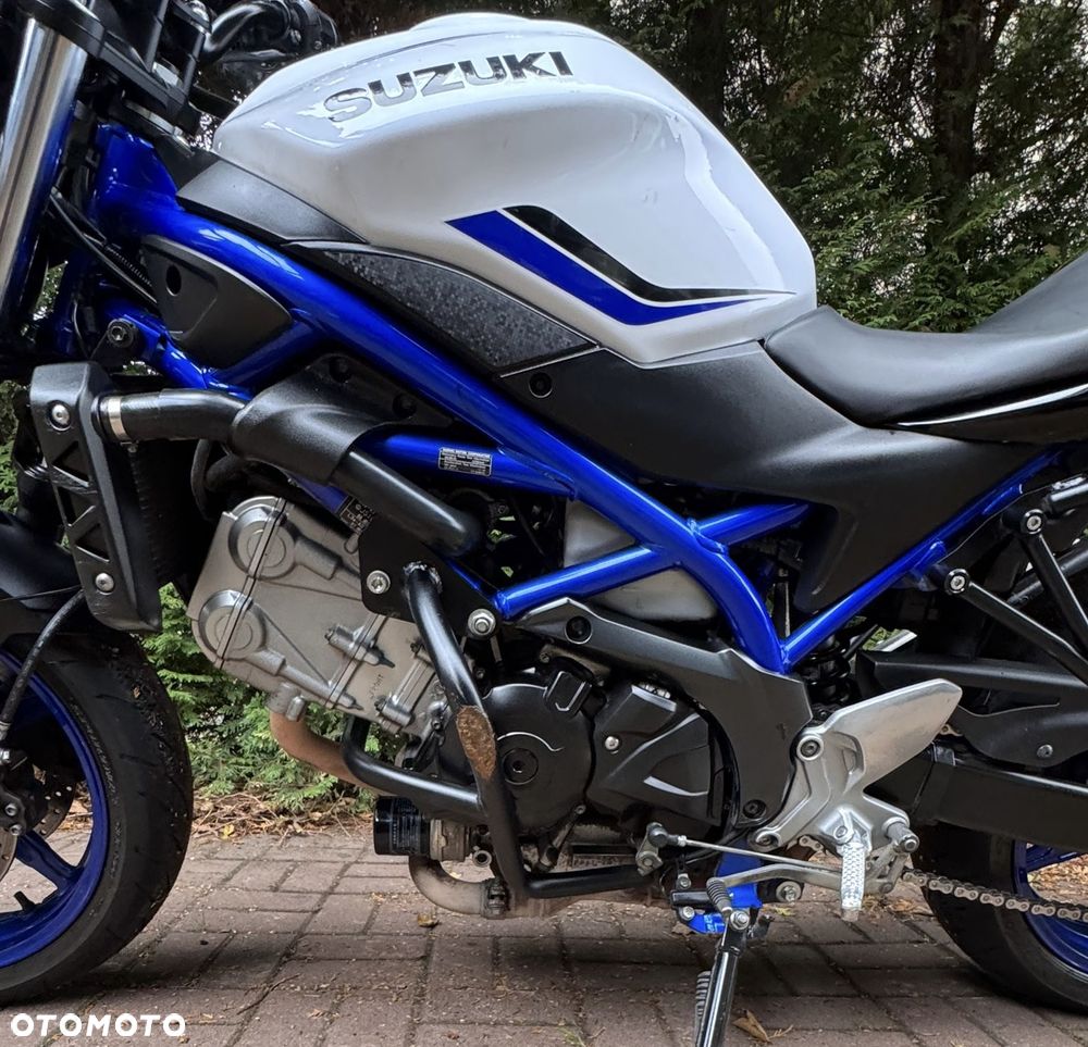 Suzuki SV - 11