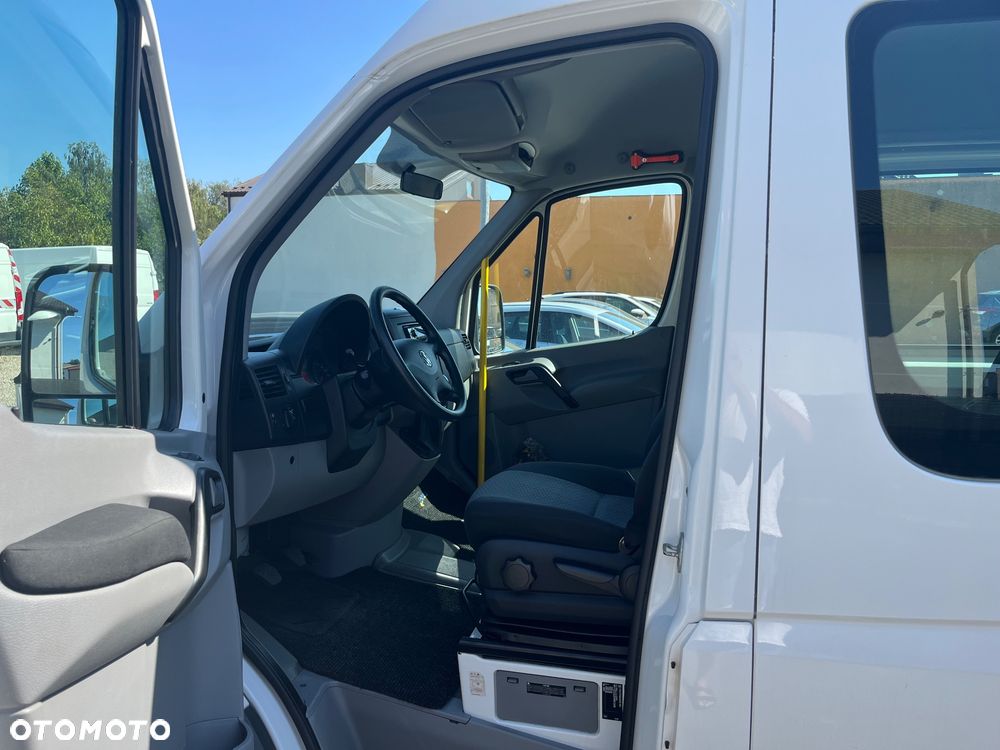 Volkswagen Crafter - 13
